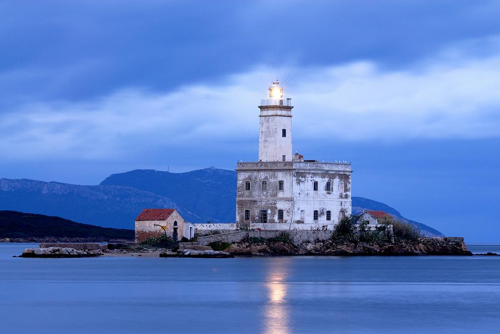 Il faro di Olbia